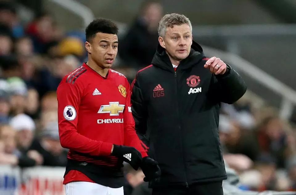 保持快乐不 保持快乐不